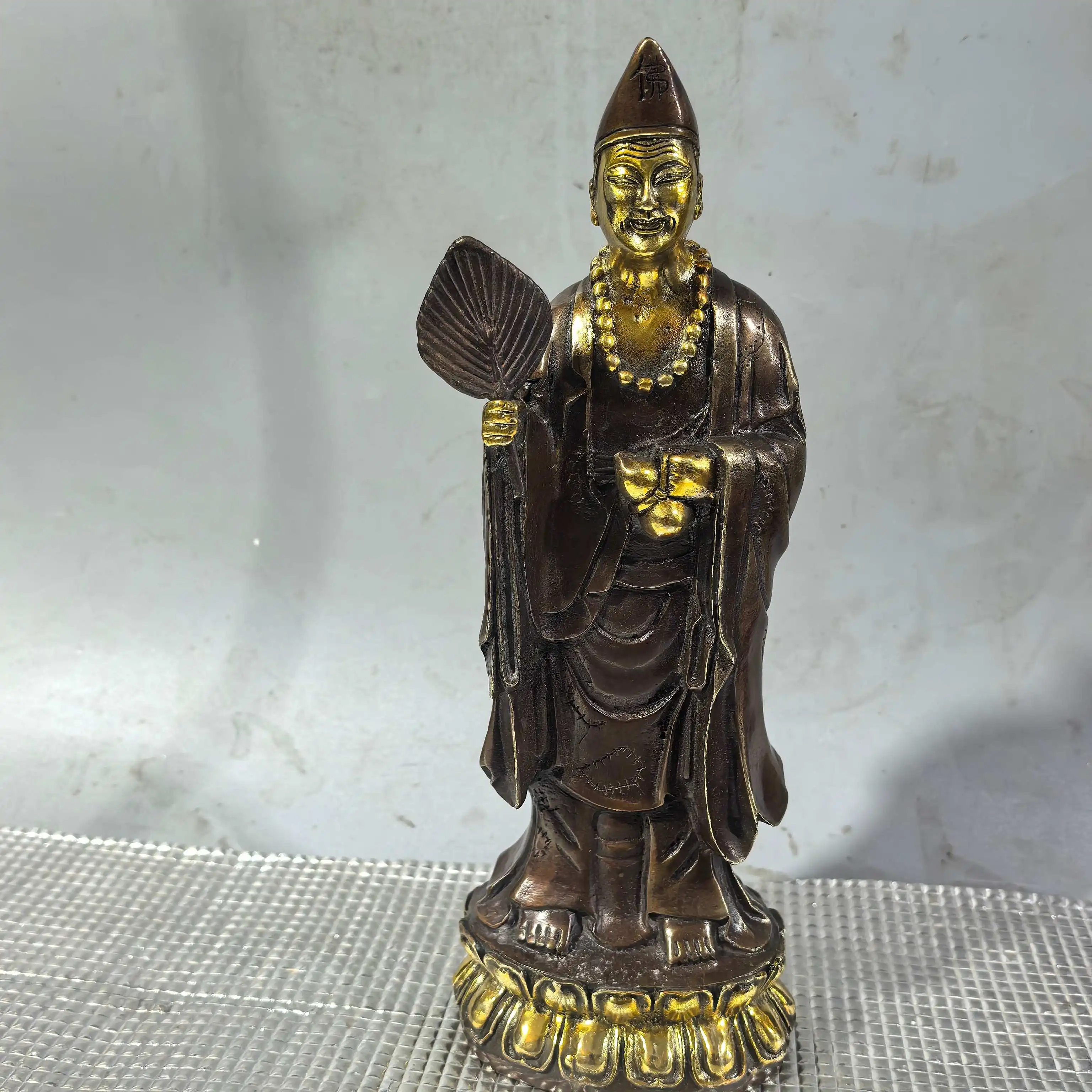 Pure copper Jigong Living Buddha ornament gilded purple copper retro Taoist monk bronze statue home Buddhist hall offering