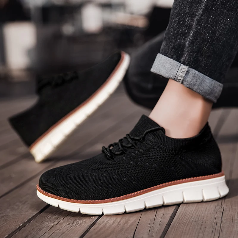 Nuove scarpe sportive casual da uomo di grandi dimensioni Scarpe da uomo leggere con piattaforma di moda comode scarpe da ginnastica da uomo con calzini Brock