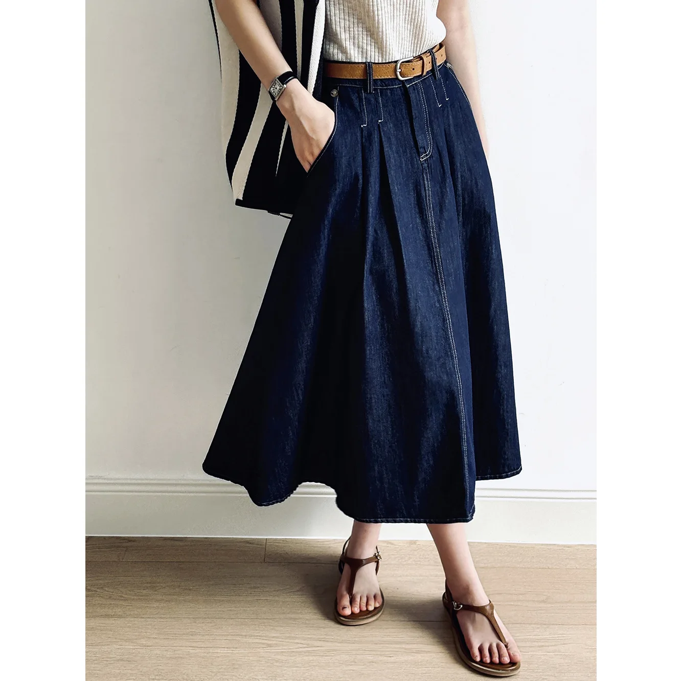 Dameskleding Denim Rok Vintage Hoge Taille 2024 Zomer Afslankende Lange A-Line Nieuwe Modieuze Vrouwen Casual Rok Met Riem