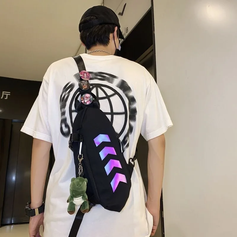 عاكس الصدر حزمة ليلة حقيبة جري الرياضة في الهواء الطلق Crossbody حقيبة رافعة للجنسين ركوب الدراجات المشي لمسافات طويلة الخصر حزمة مقاوم للماء السفر USB