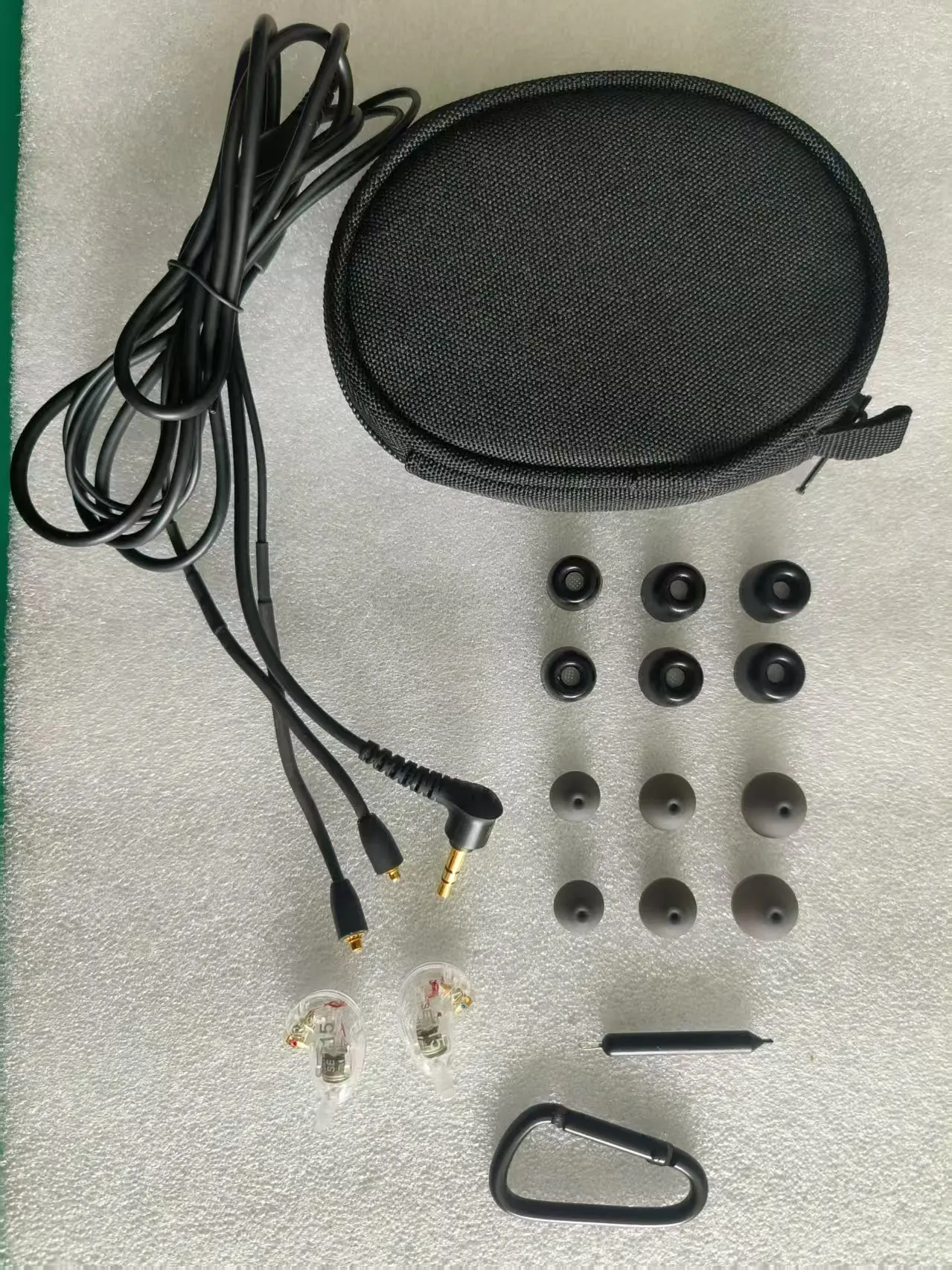 سماعات أذن SE215 هاي فاي ستيريو بخاصية إلغاء الضوضاء 3.5 ملم se 215 سماعات أذن سلكية مع صندوق VS SE535