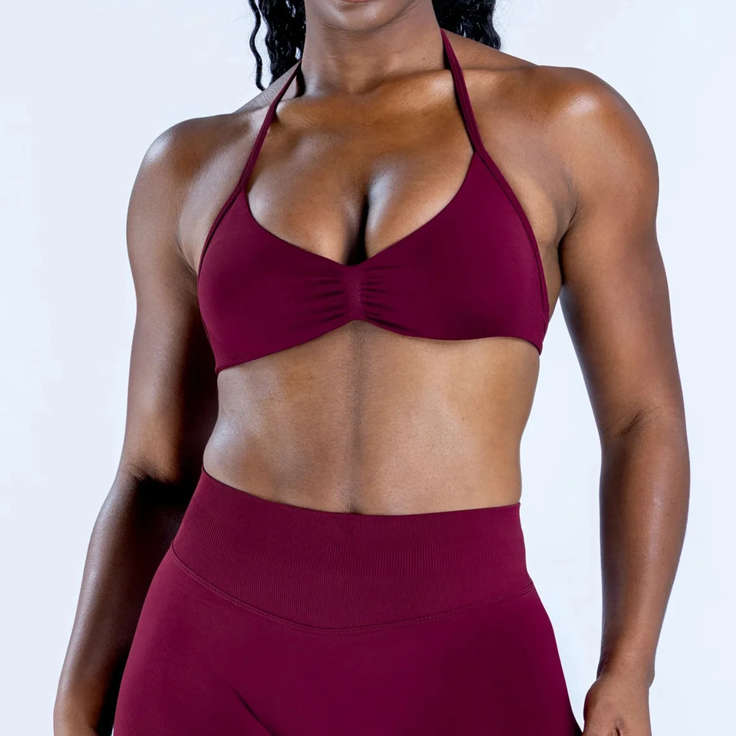 Women Strappy Sports Bra Open Back Halter Sports Bra Light Support Gym Crop Top Seamless Workout Yoga Top Bra Padded Bras