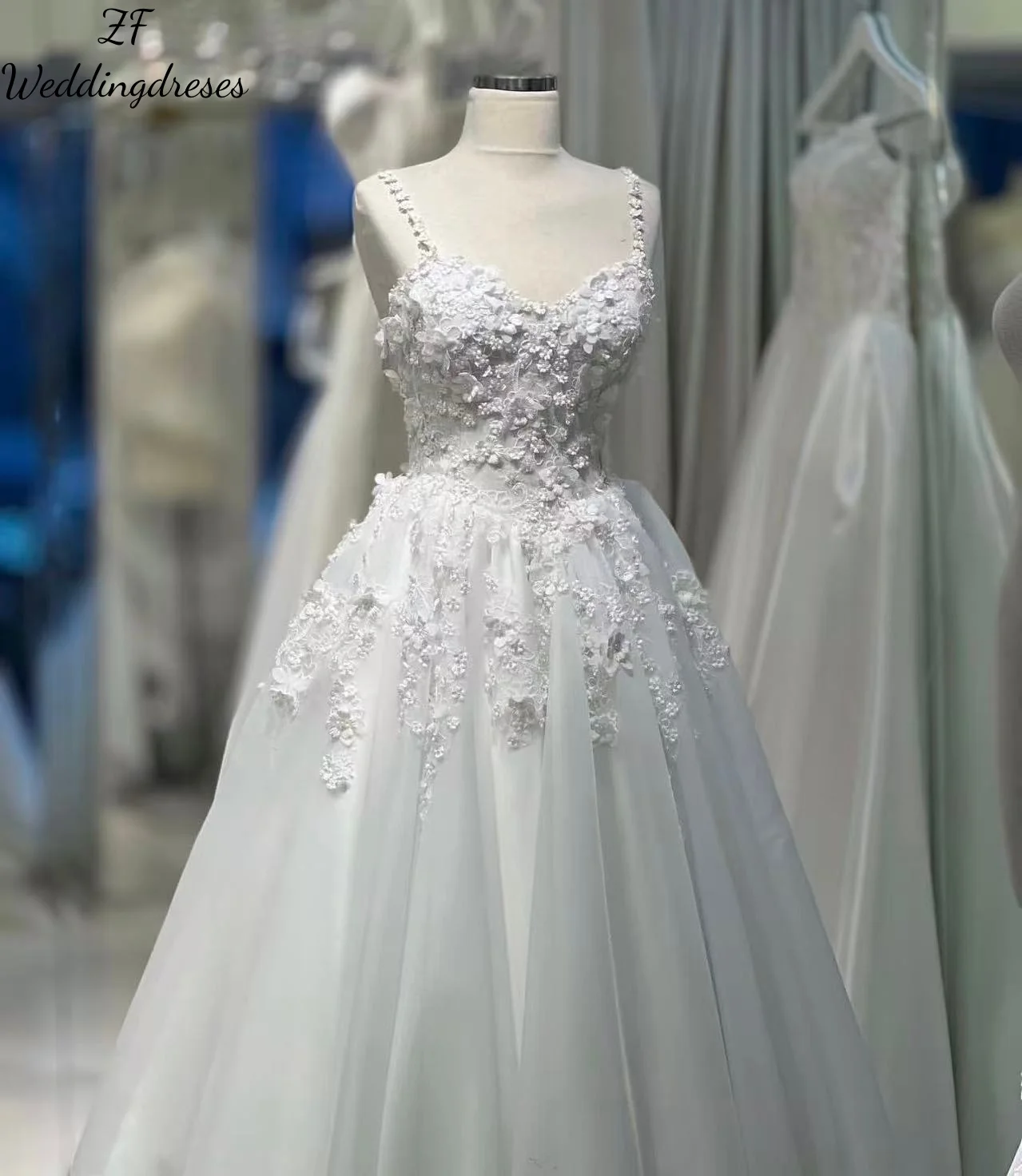 Customized Wedding Dresses For Woman Bride A-LINE Appliques Spaghetti Straps Sweetheart Robe De