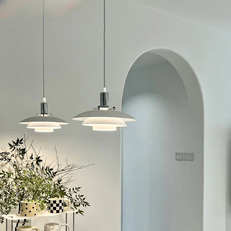 

Nordic restaurant chandelier Danish modern minimalist internet celebrity UFO creative cream style Japanese dining table light