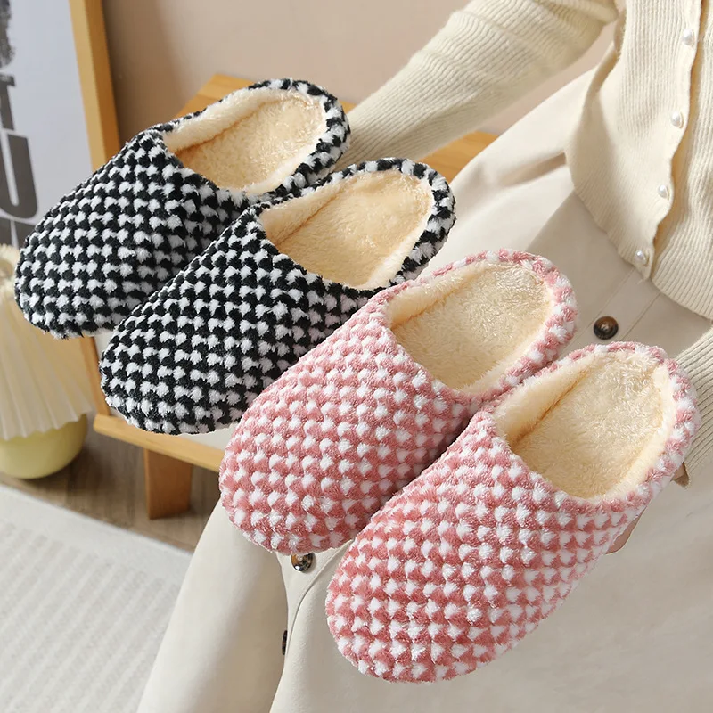 New Dot Pattern Non Slip Japanese Indoor Slippers for Couples Unisex Home Shoes