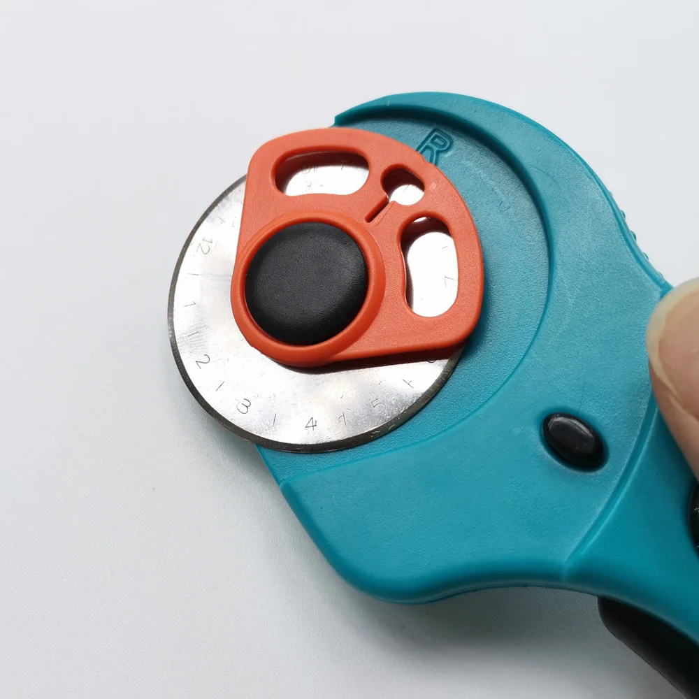 Rotary Cutter R45mm Patchwork Roller Easy Tearing Cutting Tools for Cloth Leather Paper Ticket Soft Sheet Making Outdoor Tools