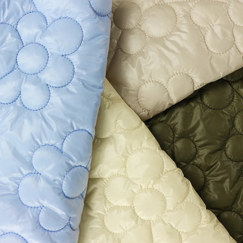 

100x145cm Emborider Cotton Quilted Fabric Waterproof Embossed Floral Materials For Winter Warm Padded Coat Jacket Garment Bags