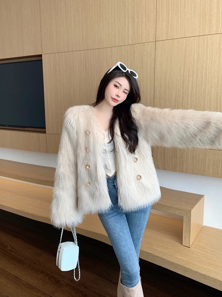 2023 Winter New Women Fashion Faux Fur Jacket Advanced Sense Button Decoration Loose Warm Fluffy Plush Thickening Outwear Coats