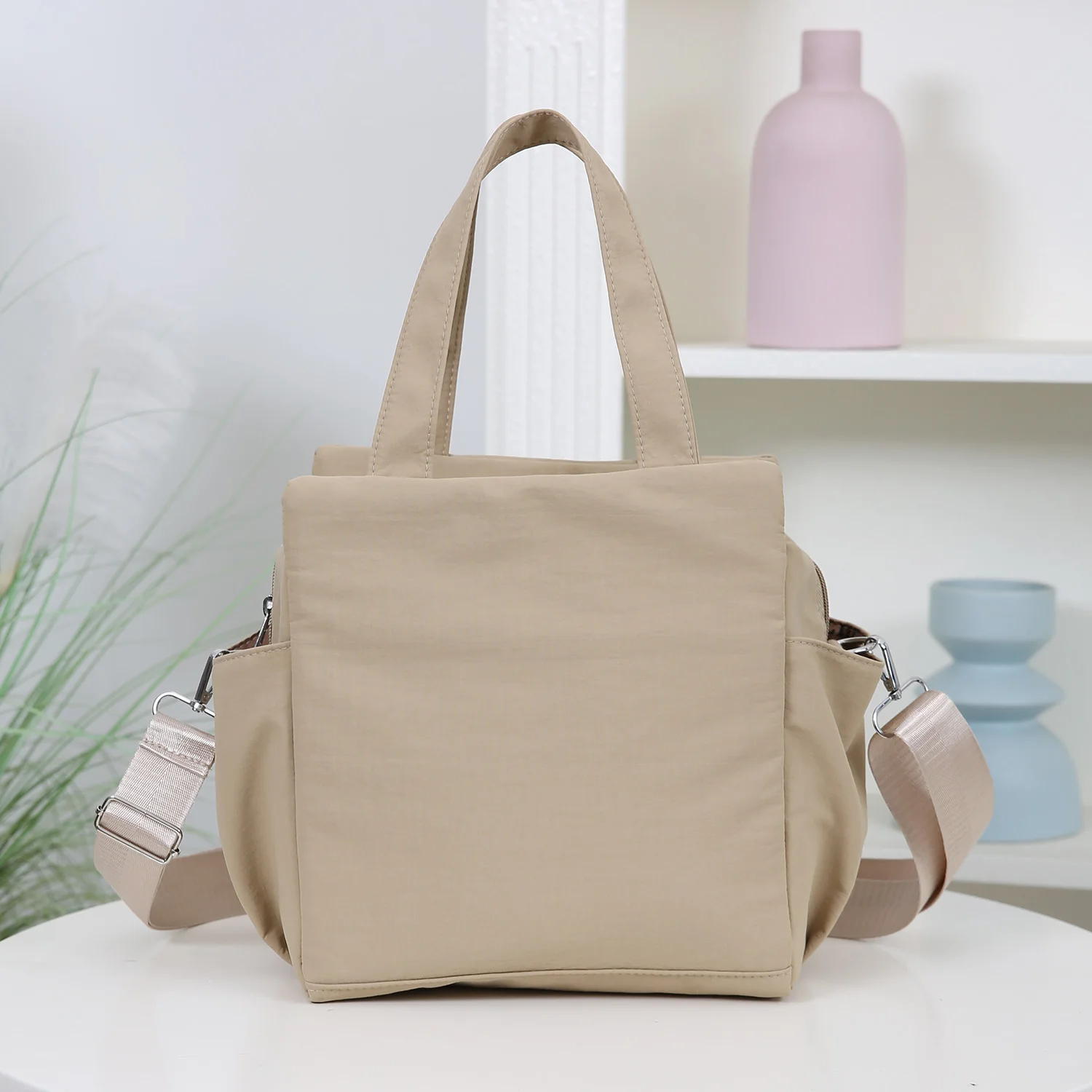Neuer Stil, große Kapazität, Handtasche, Lunchbag, die über die Schulter getragen werden kann, Aufbewahrungstasche für Lunchboxen, zum Mitnehmen von Lebensmitteln zur Arbeit. – Detail 7
