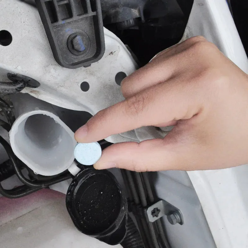 10/60pcs Solid Cleaner Car Windscreen Cleaner Effervescent Tablet Auto Wiper Glass Solid Cleaning Concentrated Tablets Detergent view 5
