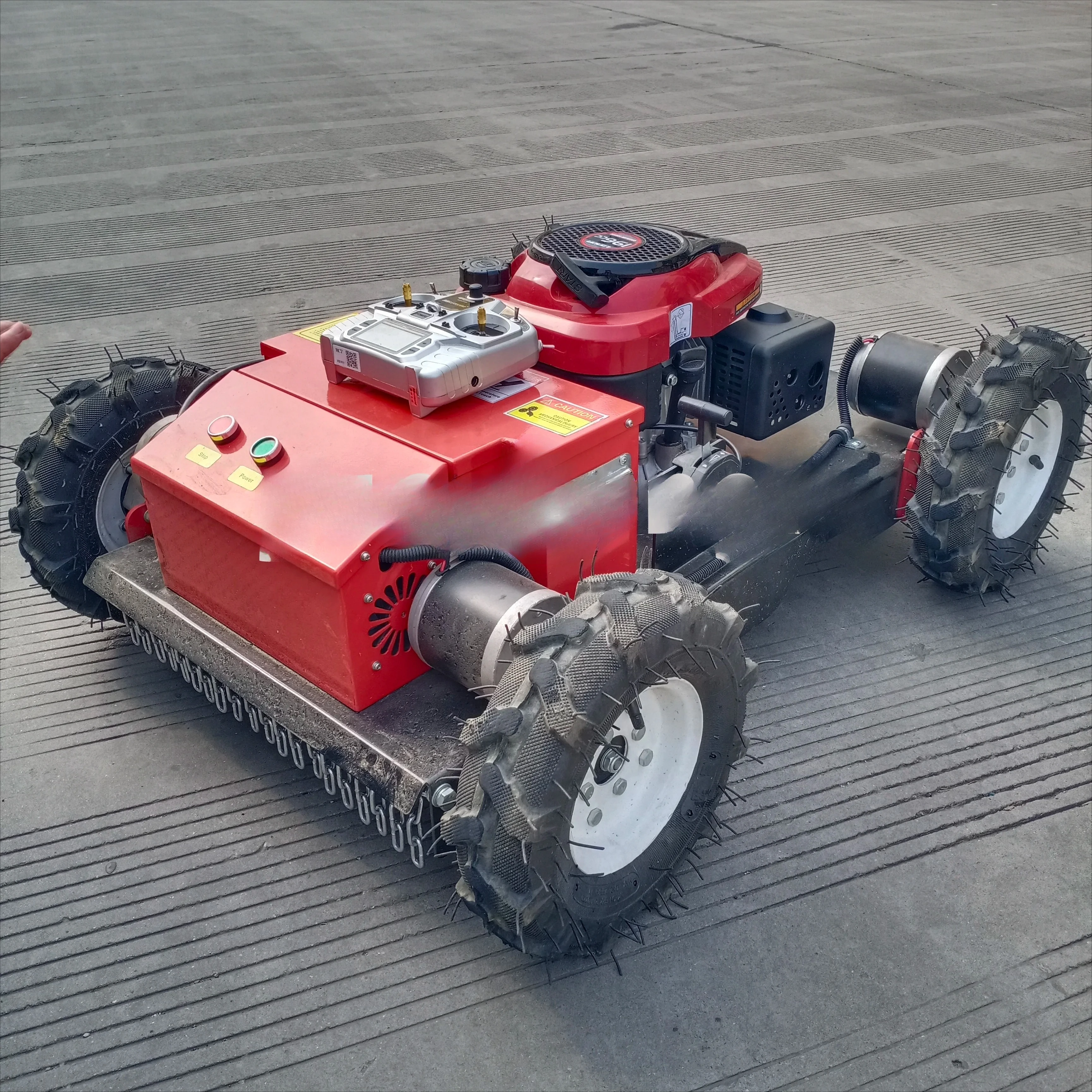 Tosaerba telecomandato HT550: Motore Longcin da 196cc