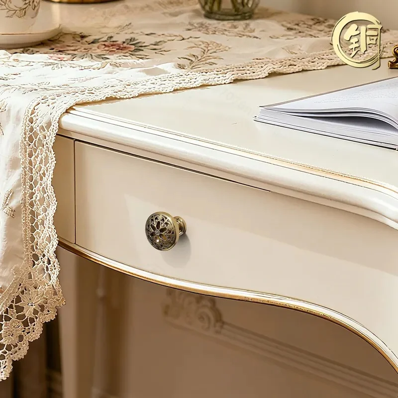 European Retro Light Luxury Single Hole Small Handle Classical Brass Furniture Cabinet Drawer Shoe Cabinet Wardrobe Door Knob
