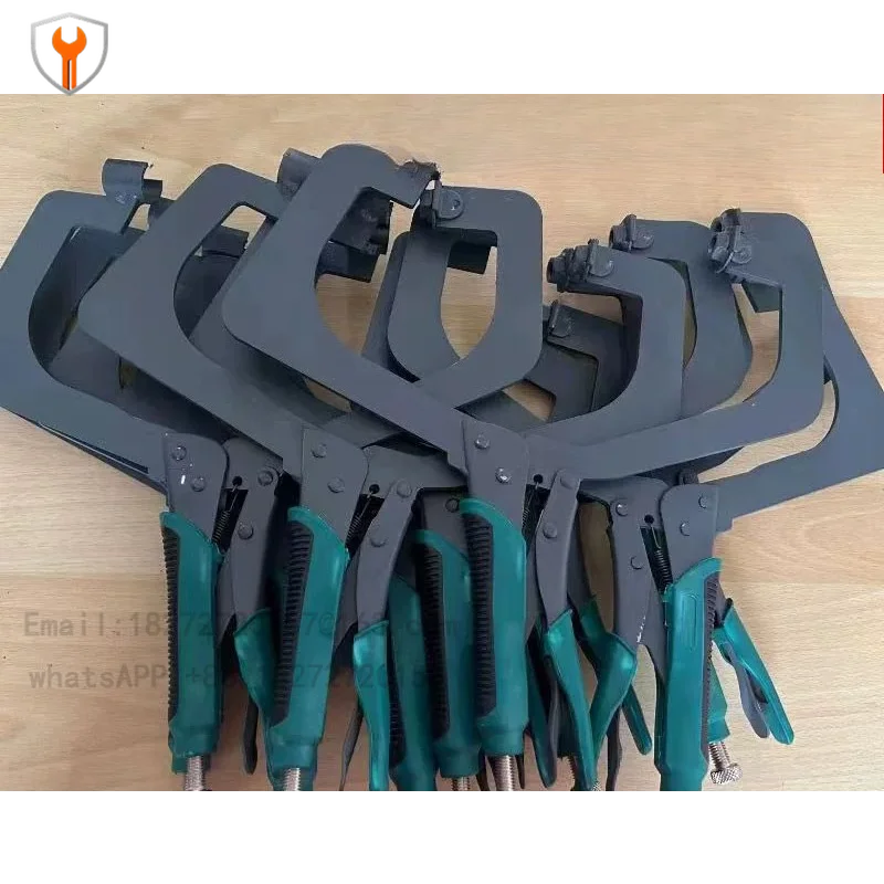 Repair brake sub-pump artifact, brake leather bowl tool, vigorously clamp repair brake sub-pump assembly, sub-pump