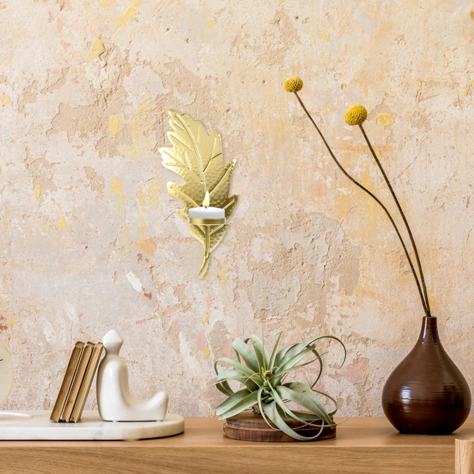 

2pcs Wall Holders Golden Metal Leaf Shape Candlestick Holder For Home Party Wedding Banquet Decoration Taper Pillar