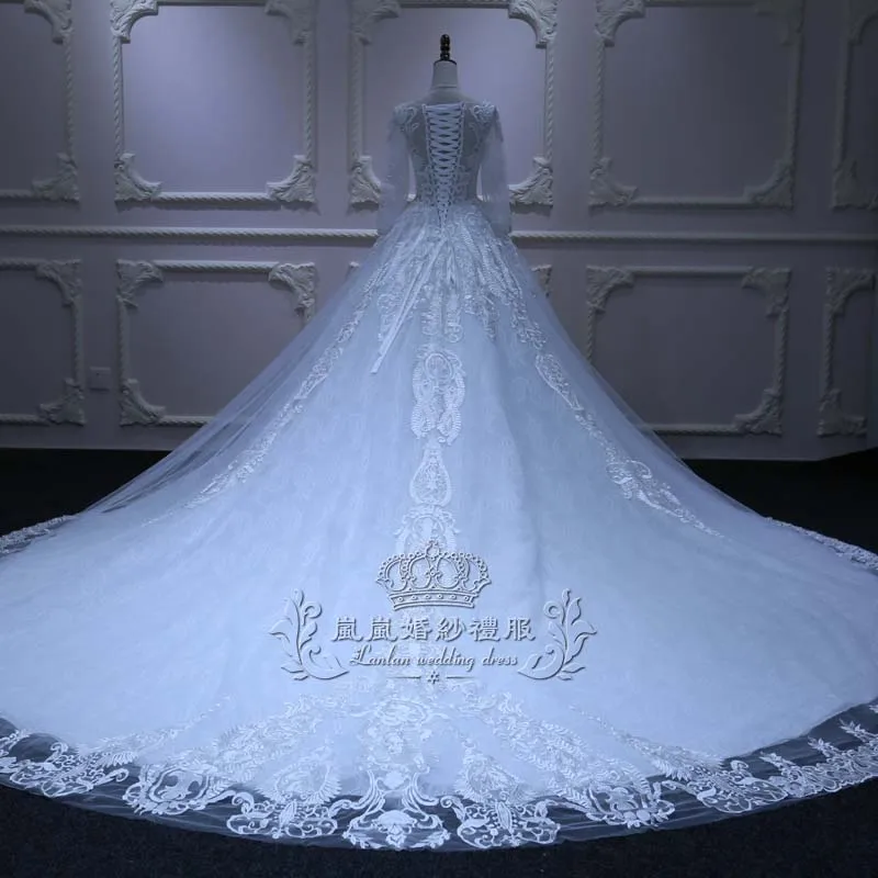 2024 new round-neck long-sleeved gorgeous lace trailing bridal wedding dress