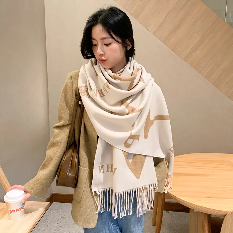 2024 New Women's Winter Fashion Versatile Scarf, Warm and Thickened Shawl, Simple High-end Scarf