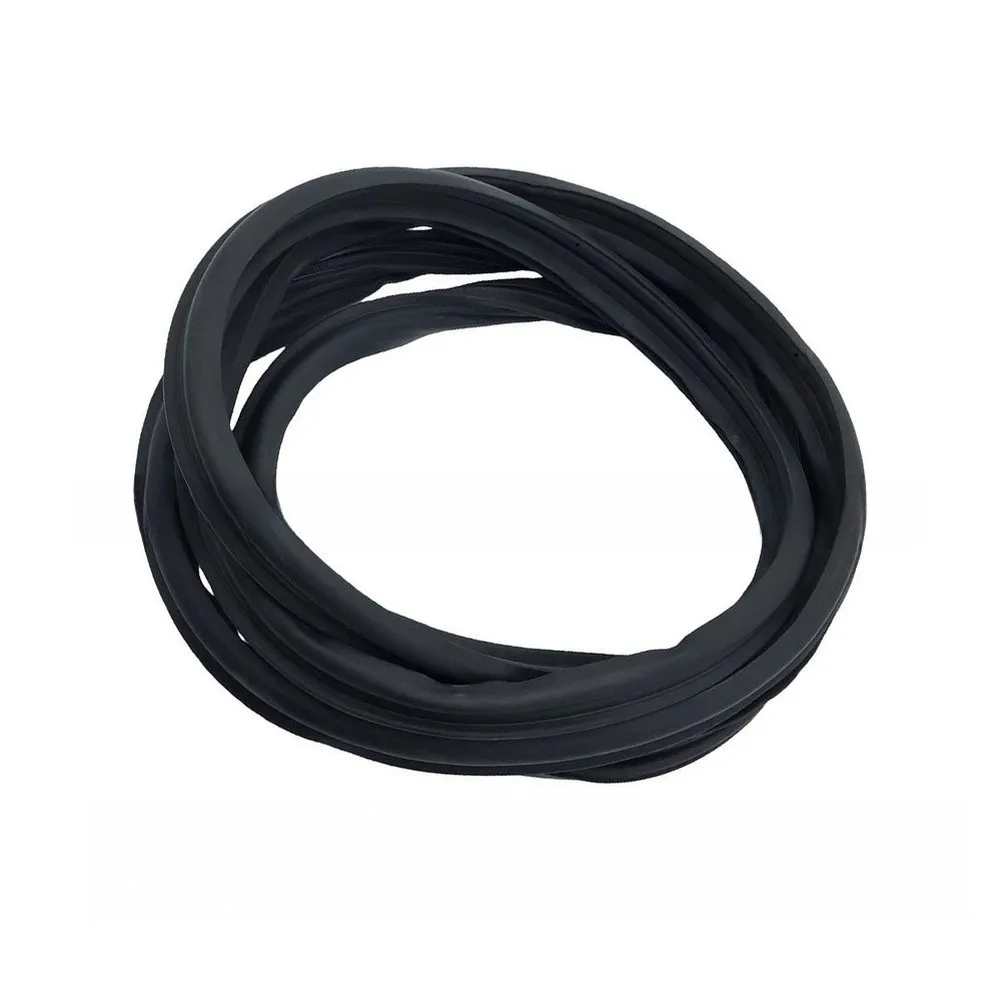 Weatherstrip Replacement Part Number 67881 60111 for Back Door on For Toyota Land For Cruiser Models from 1998 to 2007