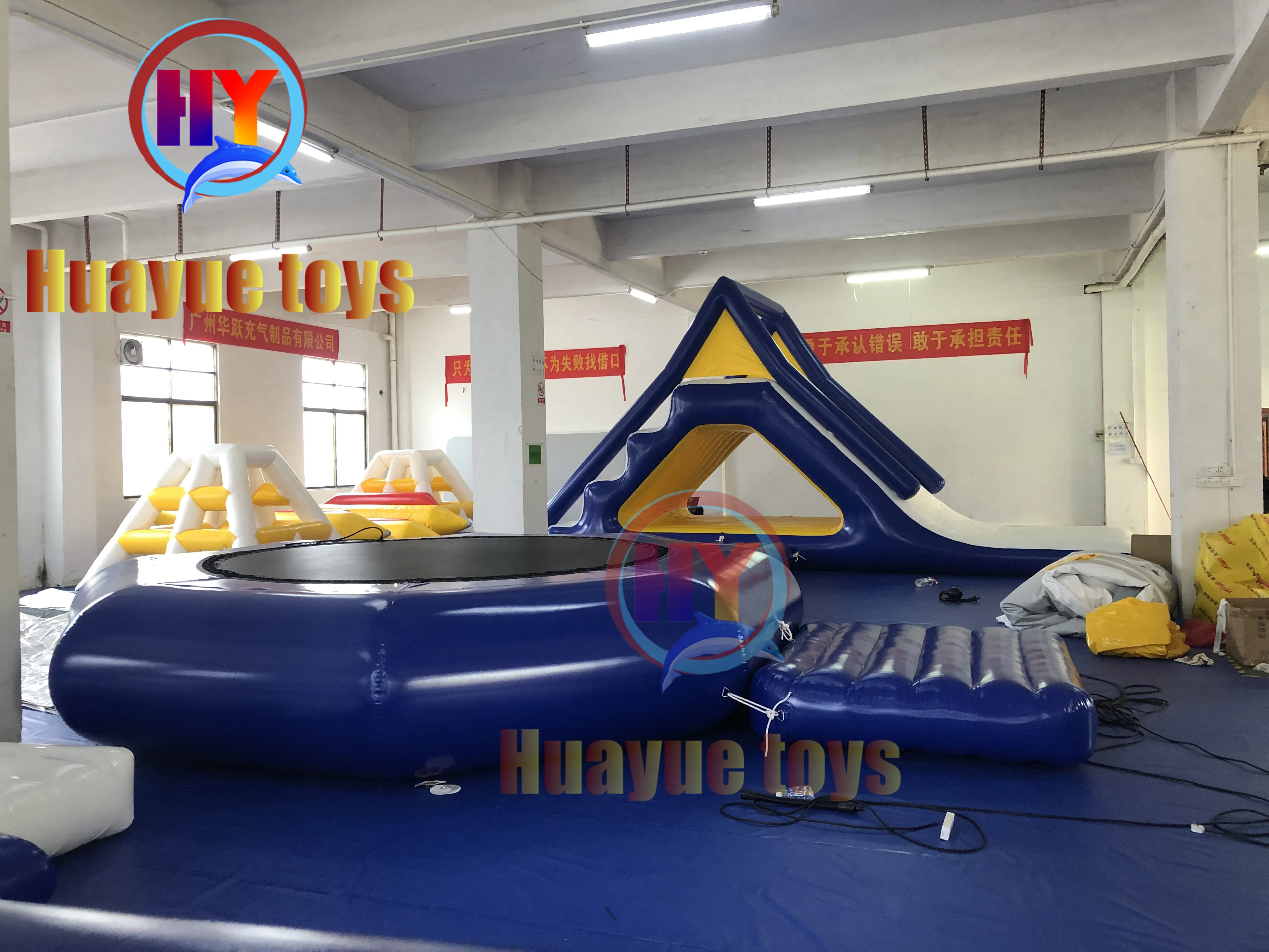 Mini Commercial Water Slide Water Park Inflatable Trampoline Park With Slide Cheap Water Island Floating Park for Sale