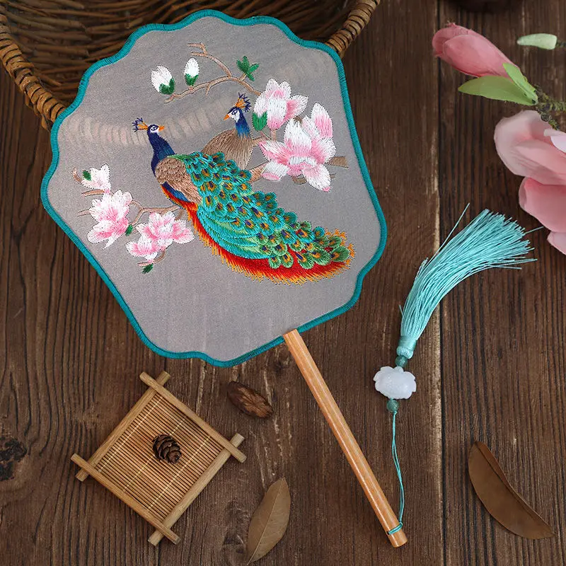 Decorative Fan Chinese Style Floral Embroidery Hanfu Accessories Vintage Hand Fans Classical Elegant Home Decoration Crafts Ins