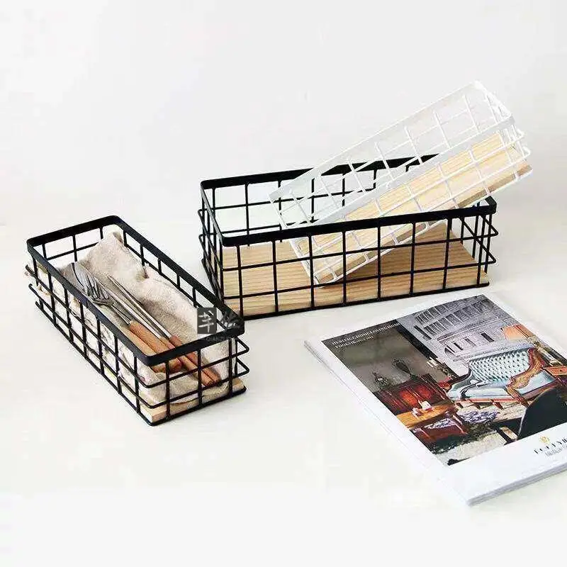 Japanese Style Iron Art Storage Box Cosmetic Organizer Bathroom Desktop Wall Mounted Shelf Hanging Organizer Jewelry Box