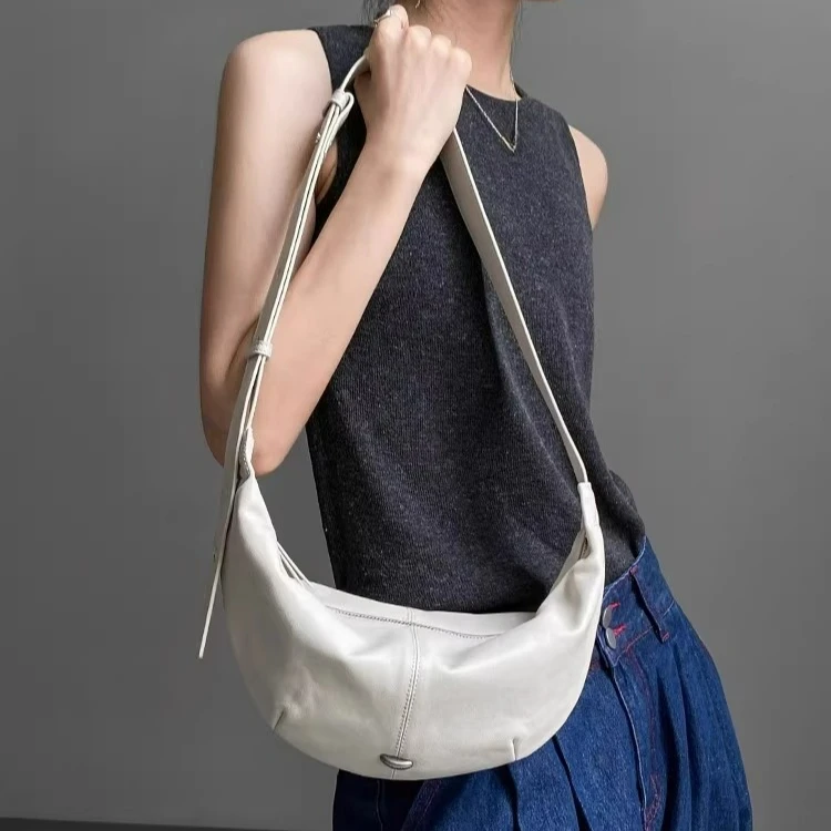 

Soft Leather Hobos Bag with Niche Design Commuting Horn Bags Single Shoulder Crossbody Bag