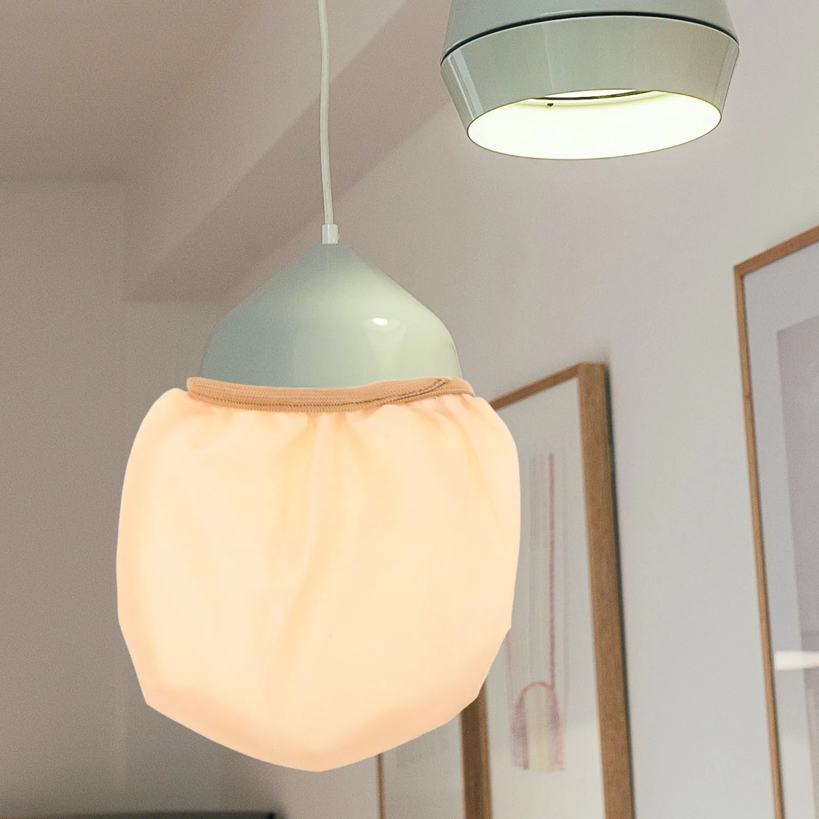 abajur-para-bercario-com-luz-suave-antirreflexo-para-bebes-difusor-de-luz-led-de-facil-instalacao-capa-de-tecido-ideal-para-noite