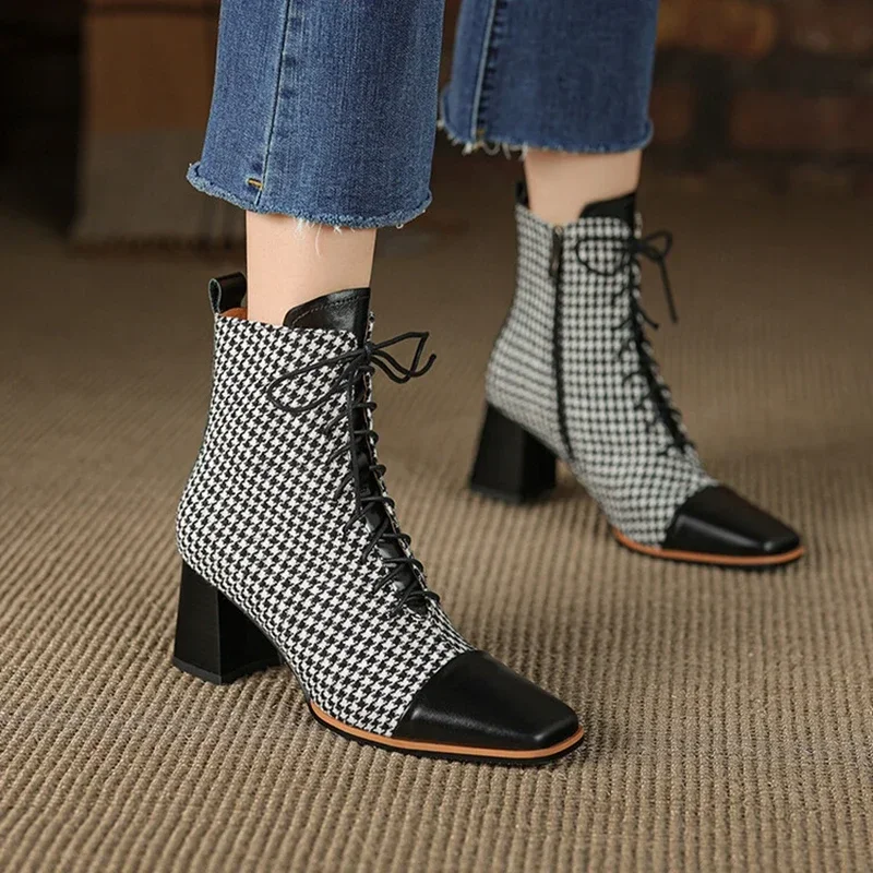 Nowe jesienne buty damskie Skóra bydlęca Tkanina bawełniana Krótkie buty Zwięzłe okrągłe palce Chunky Boots Winter Lattice Nowoczesne buty dla kobiet