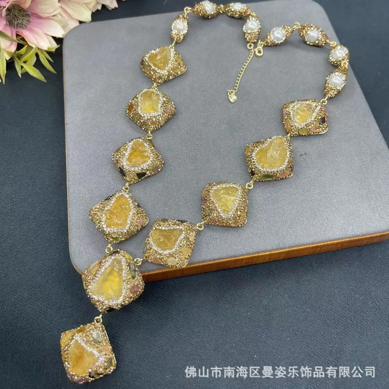 Natural citrine rough stone jewelry set inlaid with pearls, advanced four-piece set, fashionable natural stone jewelry in Europe