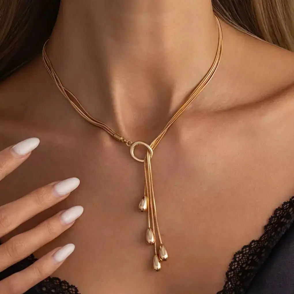 KunJoe Fashion Creative O-Shaped Buckle Water Droplet Pendant Necklace For Women Exaggerated Adjustable Snake Bone Chain Jewelry