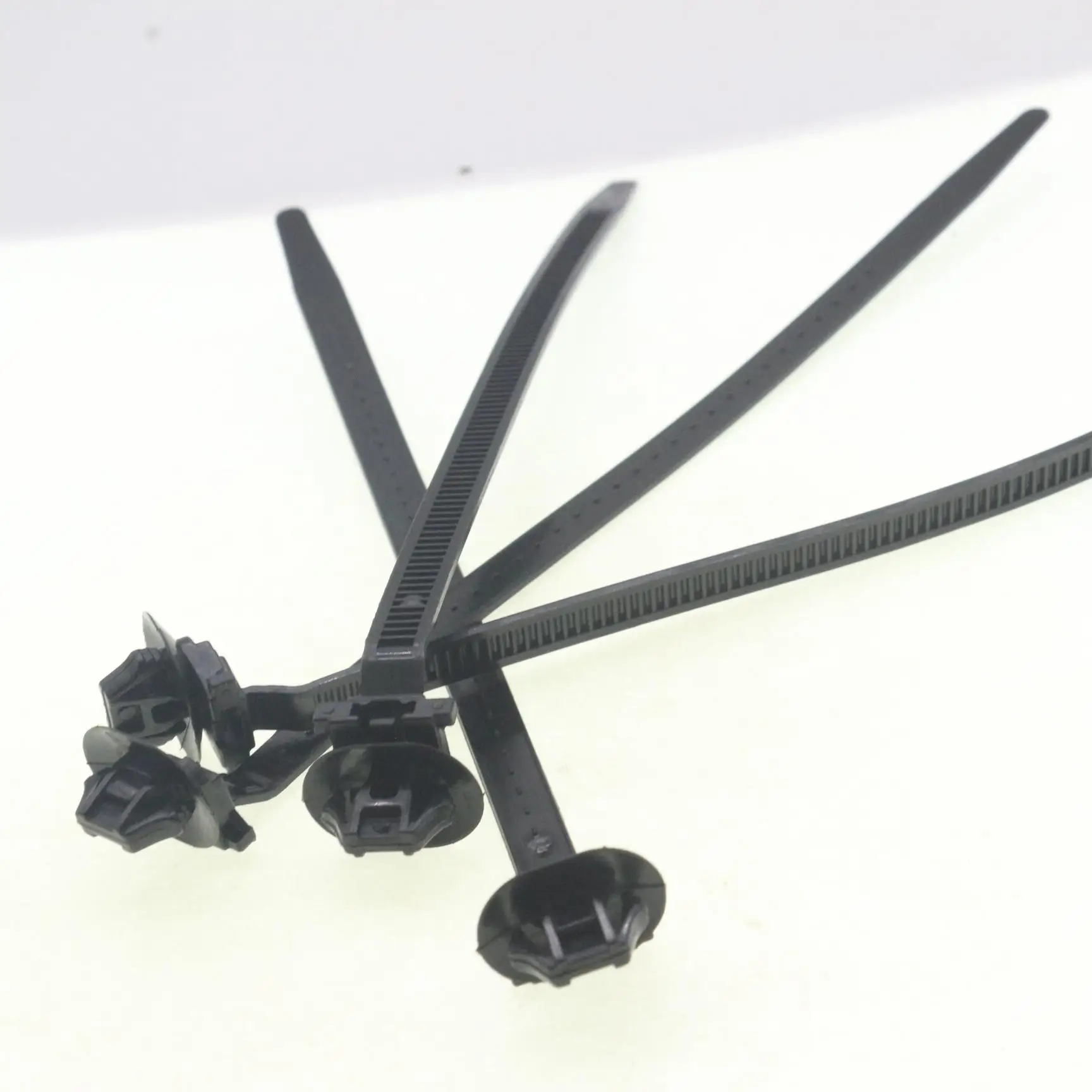 

10 PCS Push Mount Wire Cable Strap Tie For Toyota 4Runner Corolla Pickup Camry Celica Retainer Clip 82678-A9006 Nylon Fastener