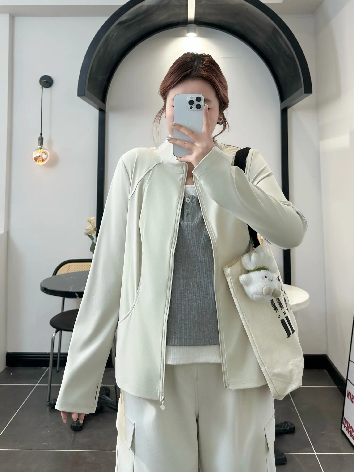 

plus Size Casual Loose Short Jacket Women's Spring 2026 Slimming Effect Thick Sister Ultra Thin Outerwear Top Commute Style