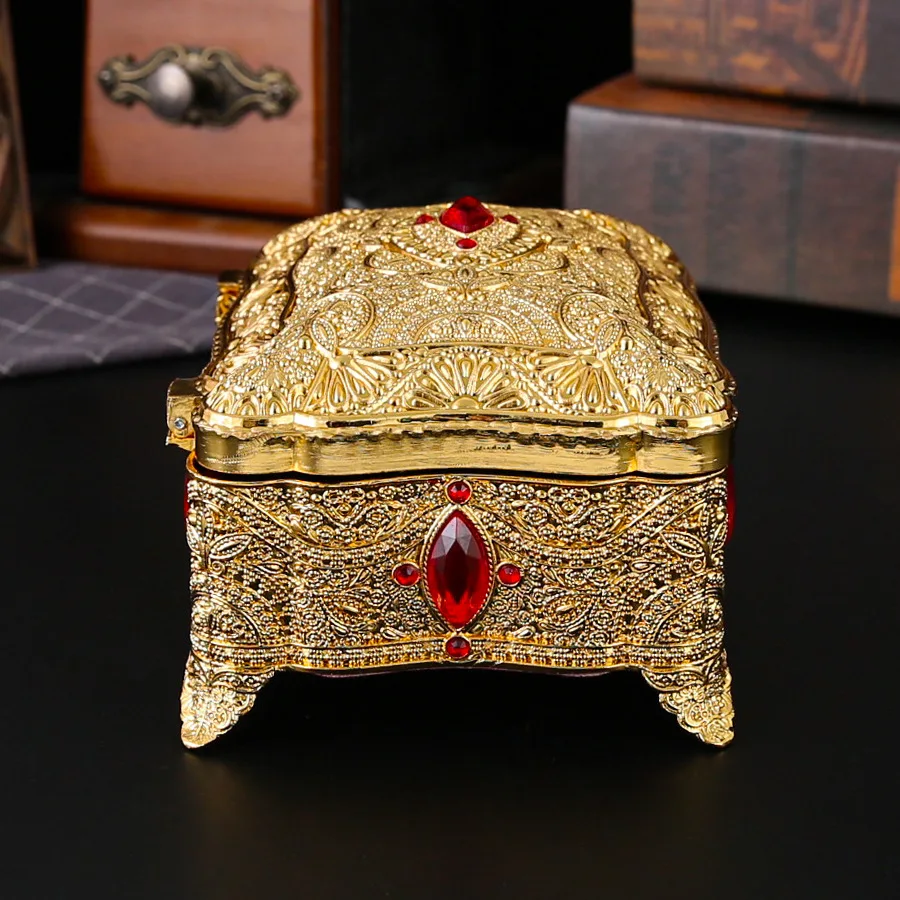 Retro Rectangle Gold Red Zircon Jewelry Box Treasure Chest Trinket Jewelry Box Ring Case for Girls Women
