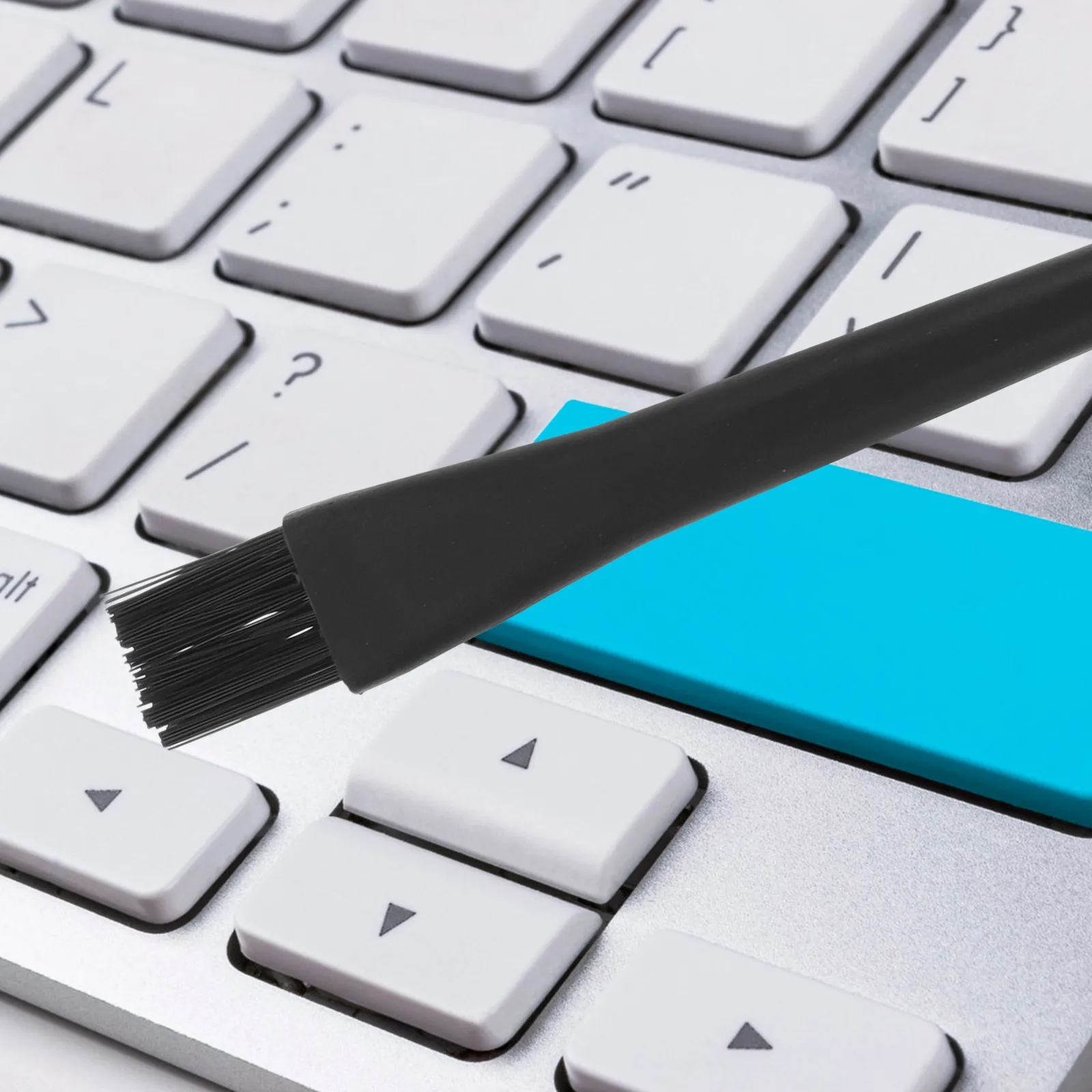 

1Set Antistatic Keyboard Cleaning Kit Creative Design for Efficient Corner Cleaning At School Anti-Static Keyboard