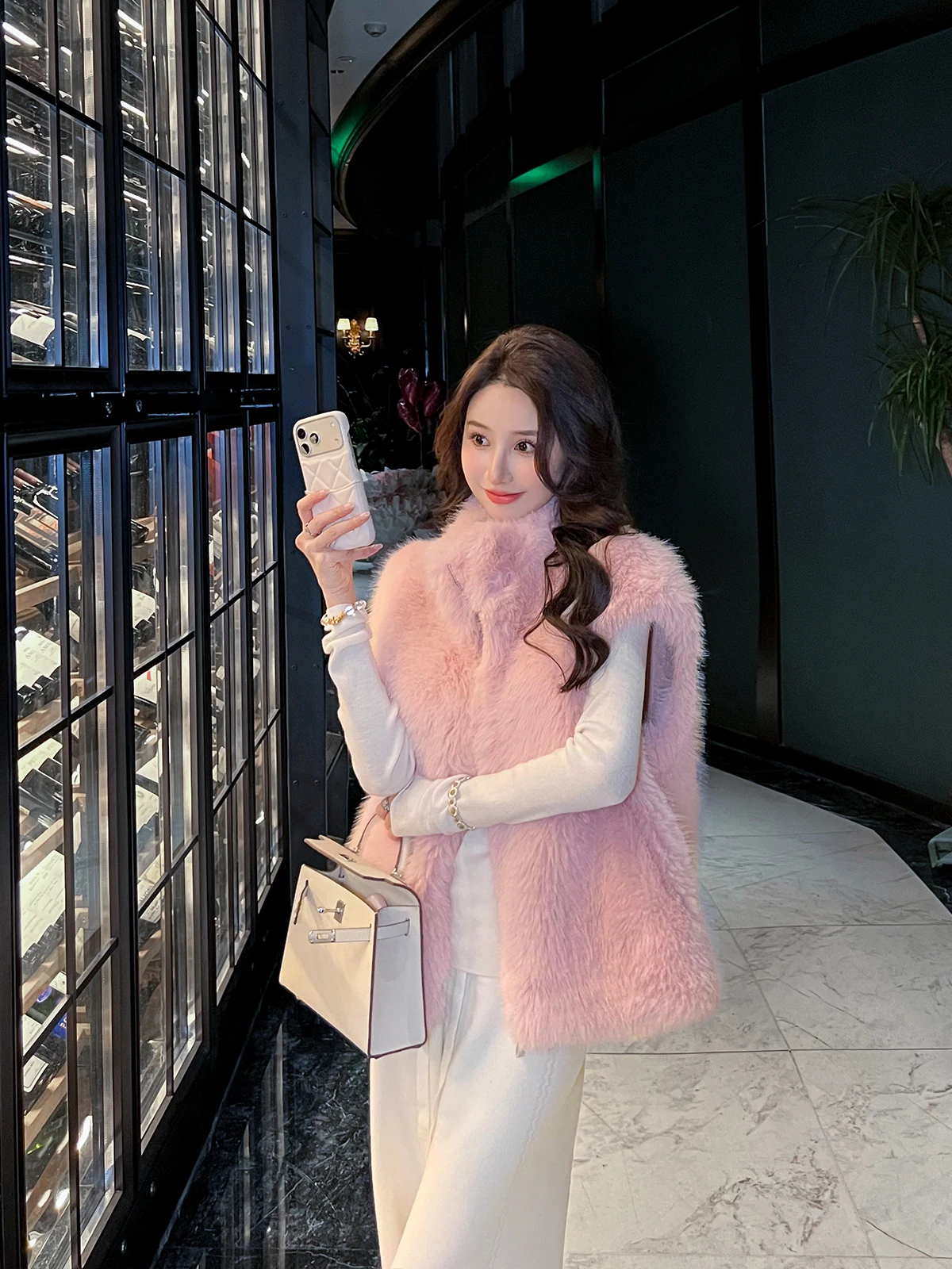 

Loose Women's Faux Fur Vest 2026 Autumn Winter New Sle Korean Version Stand Collar Layering Outerwear Water Rabbit Fur