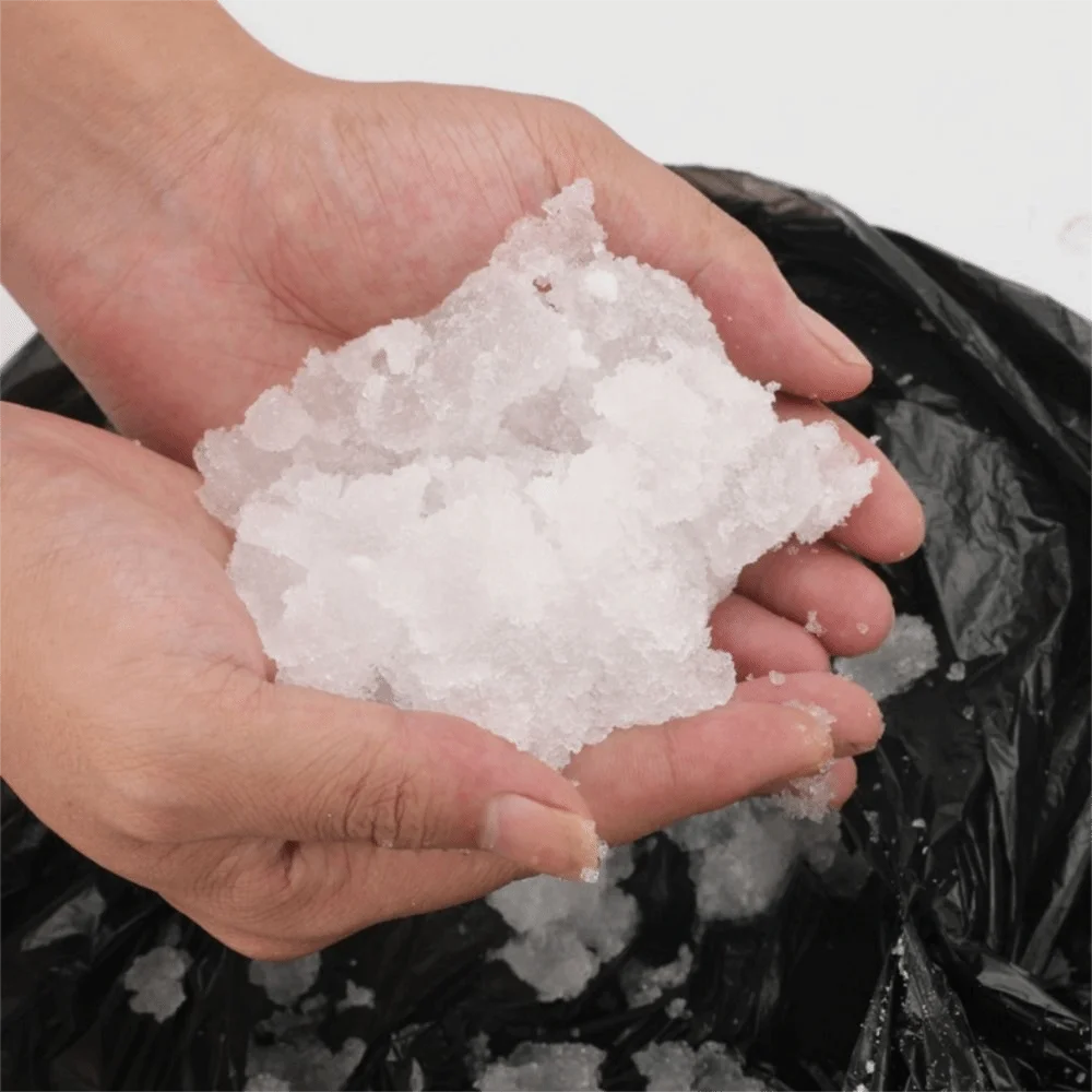 

Waterproof Outdoor Folding Toilet Easy To Store with Curing Agents Portable Potty with Storage Bag Multi-purpose Car Trash Can