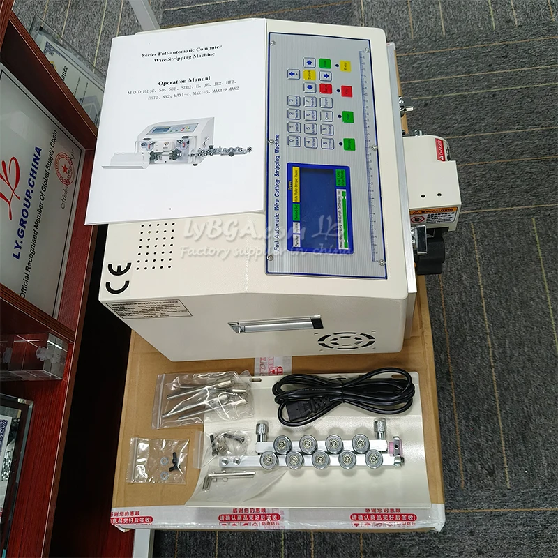Machine à peler, dénuder et couper les fils, à commande automatique par ordinateur, 4 roues motrices, SWT608-EN, pour fils de 0,1 à 8 mm² AWG28