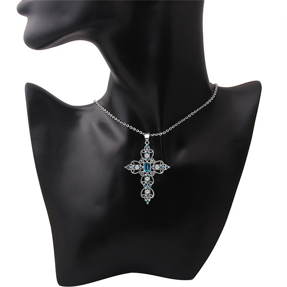 Fashion Exquisite Hollow Cross Necklace Bohemian Inlaid Rhinestones Clavicle Chain Jewelry Gifts For Women Girls Party Wearing