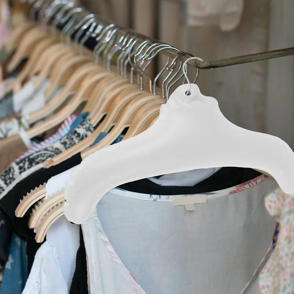 4Pcs Inflatable Travel Hangers Compact Folding Portable Clothes Hanger Wide Shoulder Design for Suit Shirt Dress Wrinkle Free