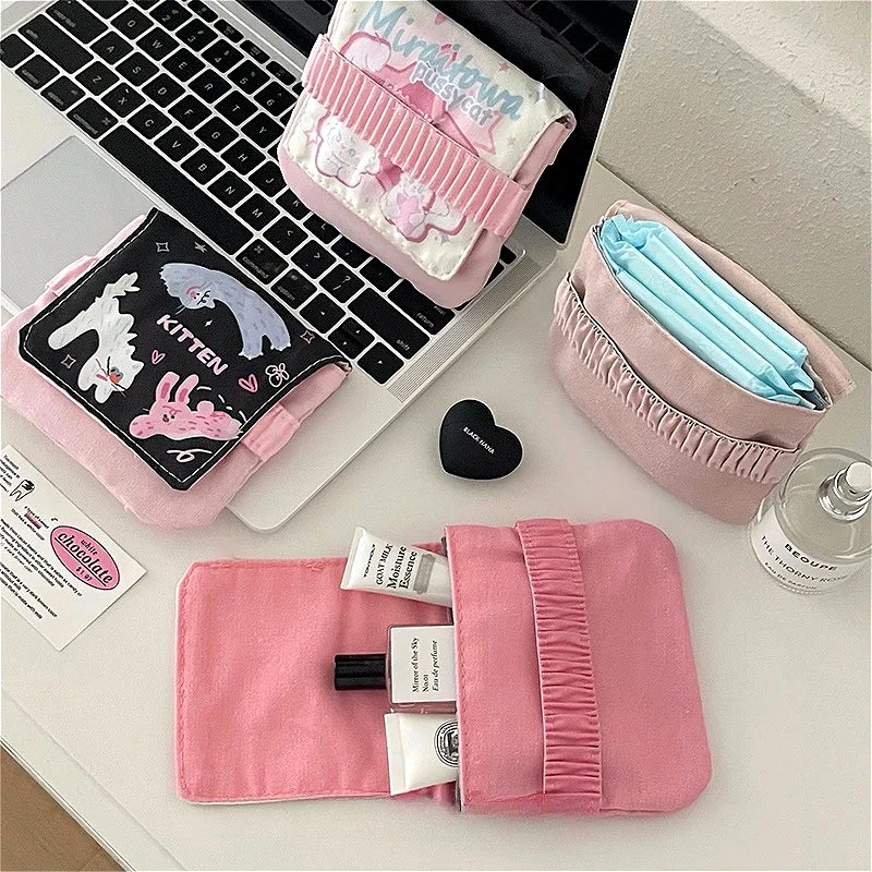 

Cartoon Sanitary Napkin Storage Bag - Portable Large Capacity for Sanitary Cotton & Menstrual Cup Bag Fits Cosmetics & Lipstick