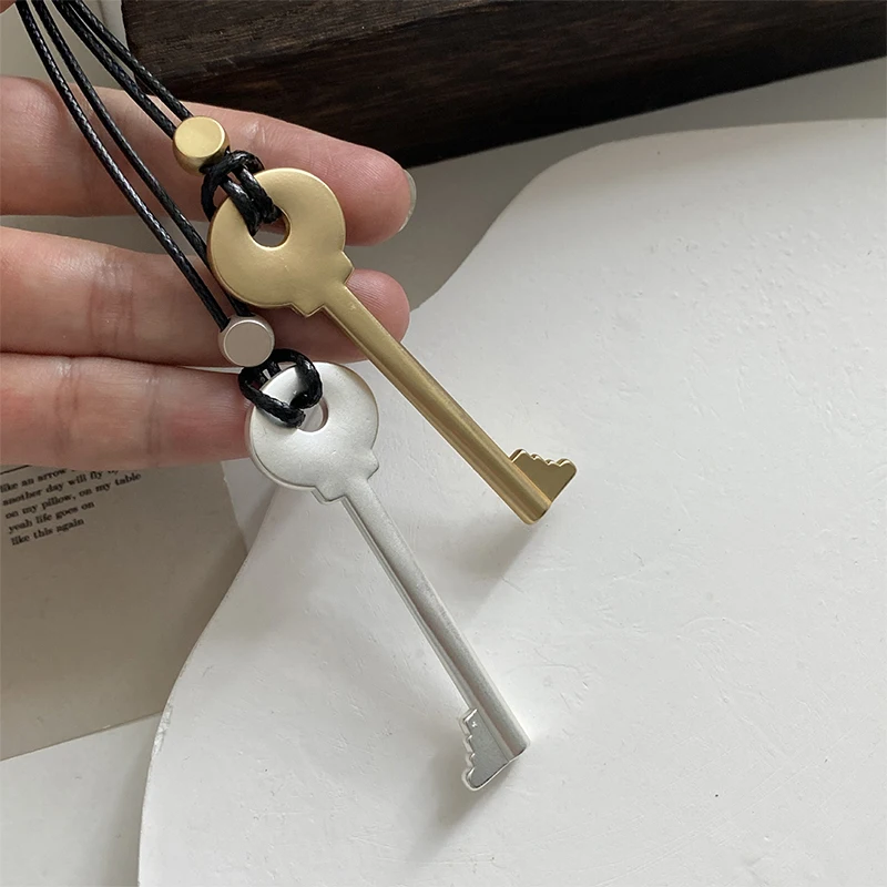 مفتاح معدني على شكل قلادة قلادة للنساء الفتيات بسيطة طويلة الشمع حبل سترة سلسلة الإكسسوارات هدايا جديدة