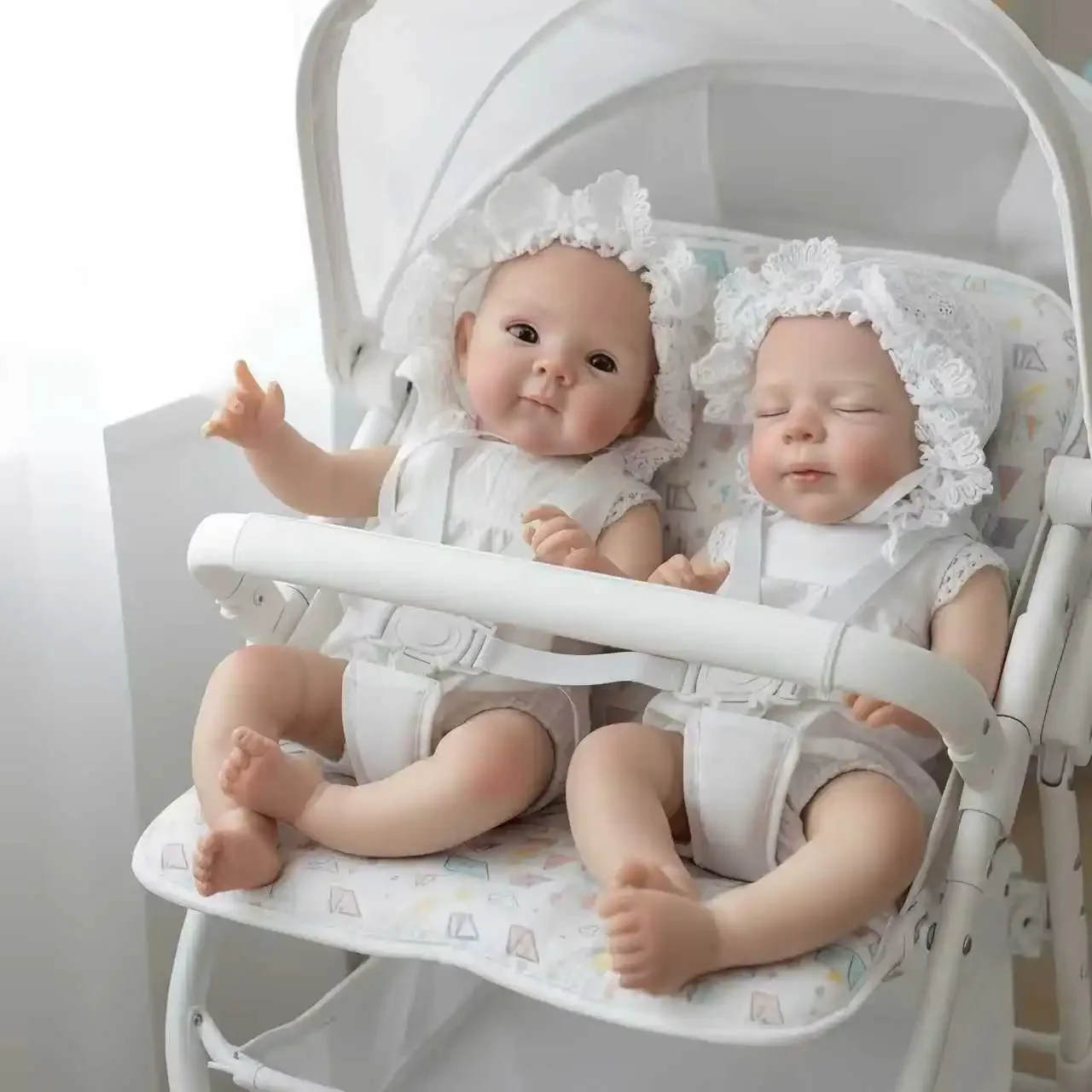 2 Styles Open Mouth 33cm bebe reborn de silicona Girl Dolls With Handmade Paint Skin & Washable Body Newborn Silicone Dolls