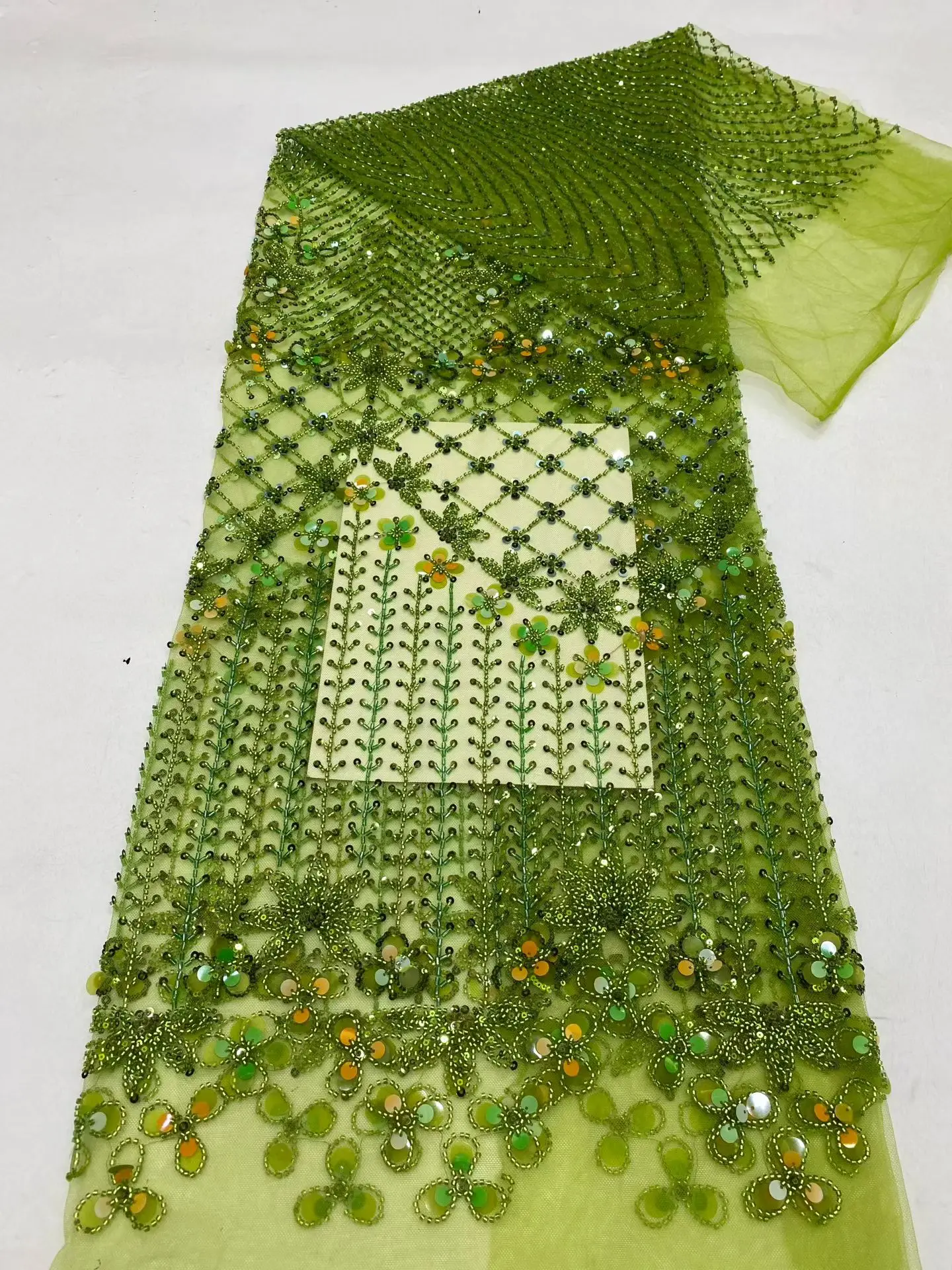 

Luxury Laces On Sale 5 Yards Dubai African Lace Fabric 5 Yards High Quality 2025 Beaded Sequins Lace Fabric For Elegant Hm126-1