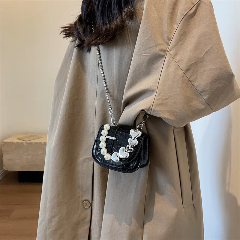 حقيبة يد صغيرة لؤلؤة Crossbody للفتيات ، عصرية وعادية ، المحافظ الأميرة بسيطة ، حقائب الأطفال الجديدة ، 2023