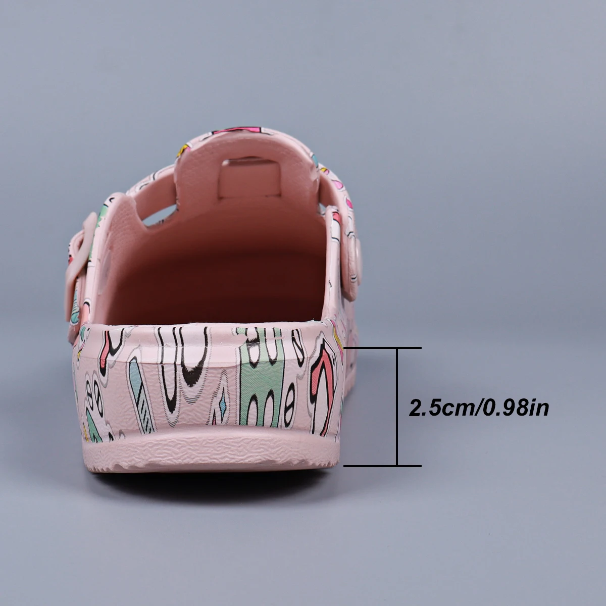 Damen-Pflegeclogs mit medizinischem Aufdruck, aus leichtem EVA, geschlossener Zehenbereich, für Krankenhaus, Klinik, Gesundheitswesen, Arbeitsclogs mit verstellbarer Schnalle. – Detail 4