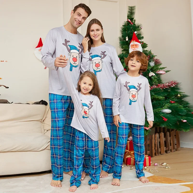 

Christmas Family Matching Outfits Christmas Pajamas Set Christmas Cartoon Printed Sleepwear Homewear Pajamas for Kids Mom Dad