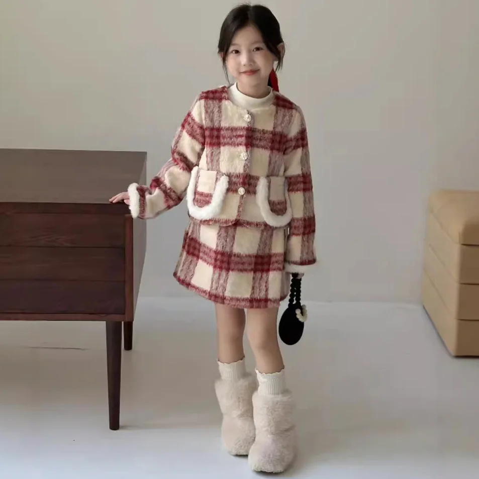 Girls Suits 2024 Winter Girls Wool Pocket Coat Skirt Female Treasure Temperament Red Check Two-piece Set Korean Simple Style image 3