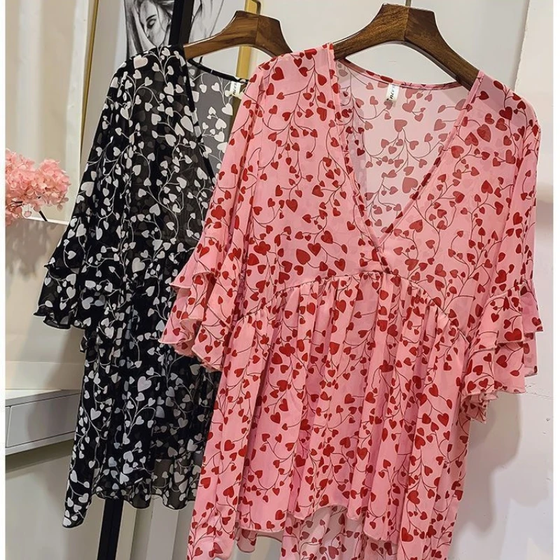 2024 Summer New Mid Length V-neck Lotus Leaf Sleeves Printed Chiffon Shirt Fashionable Cover Belly Loose Top for Sweet Women