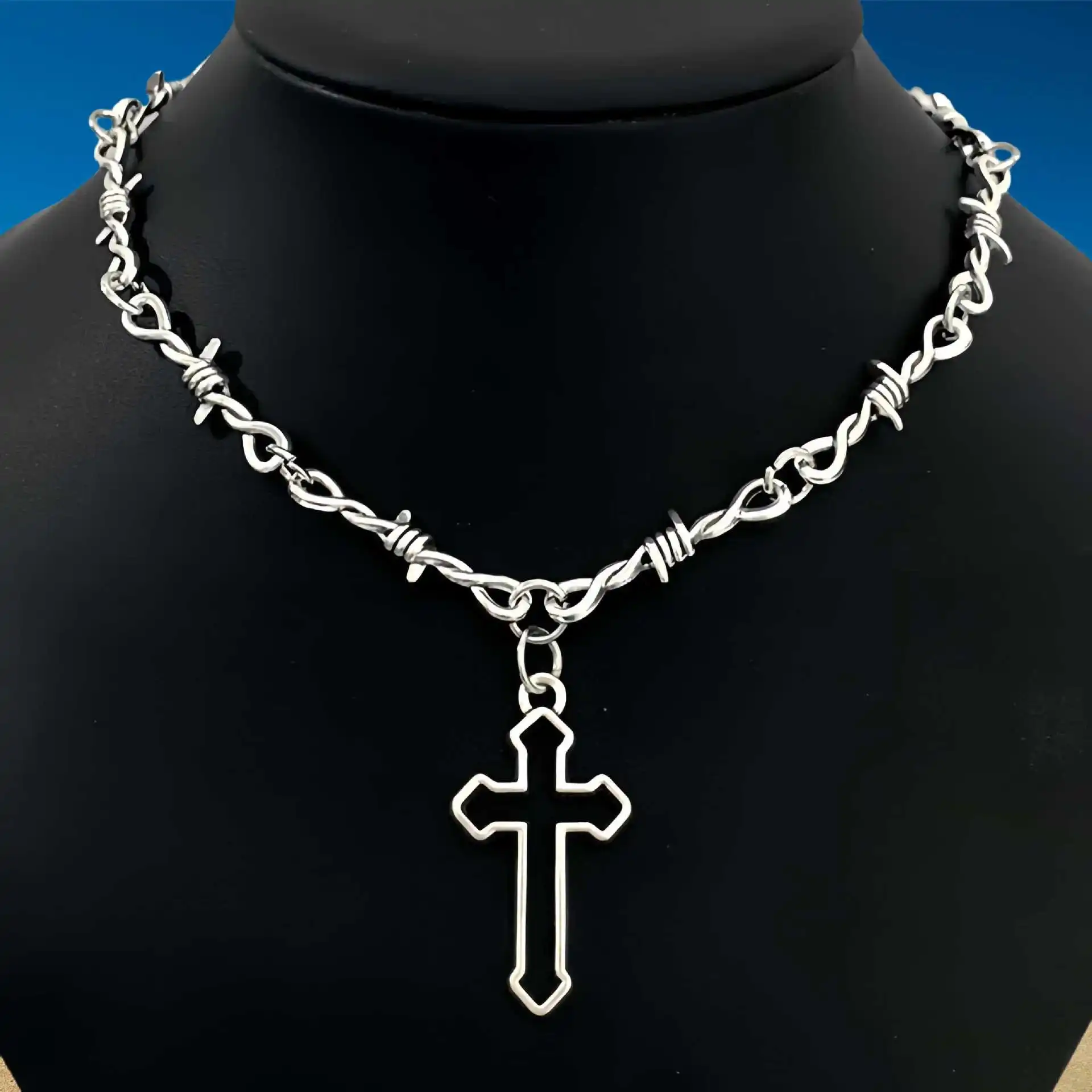 Y2K Gothic style Thorn Cross Pendant Necklace - Men's Jewelry, Suitable for Daily Life and Parties, Gothic style Jewelry
