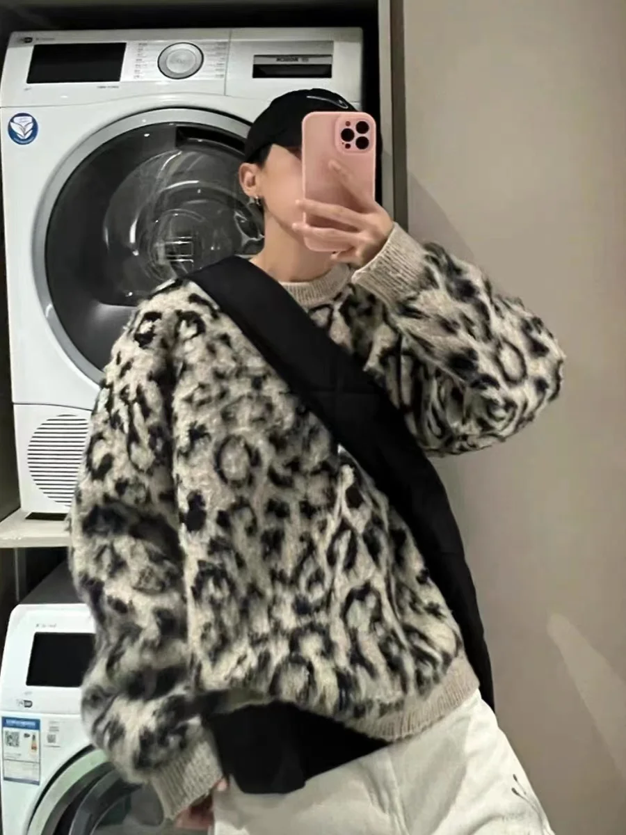 

Autumn Winter Loose Fit Leopard Print Knitwear round Ne Sweater for Men Casual Youthful Sle Thiened Long Sve Top