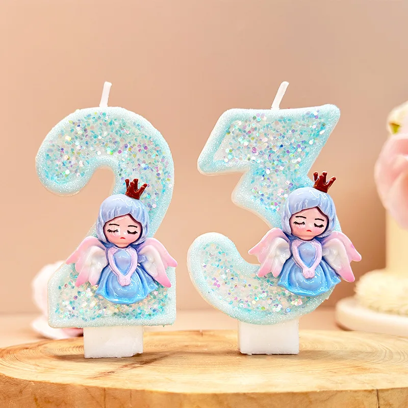 Doppelte Flügel, verheißungsvoller Engel, Geburtstag, digitale Kerze, Kuchendekoration, Party-Atmosphäre